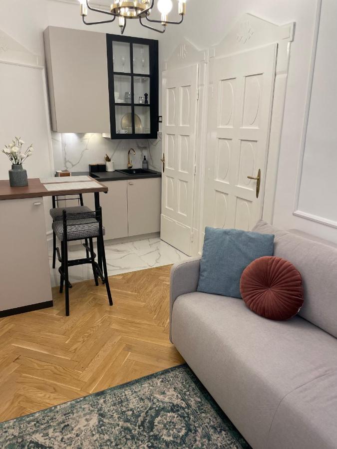 Apartman Vasia Суботица Экстерьер фото